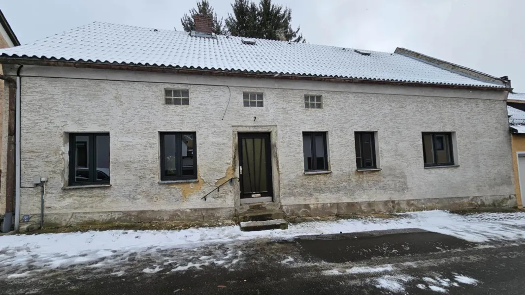 Fiva okna - prodej a montáž oken, dveří.